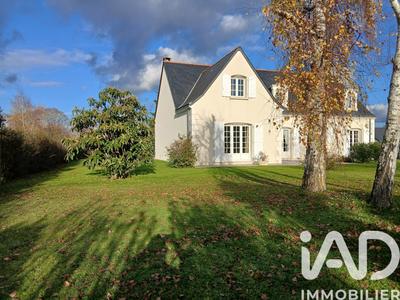 Maison - 228 m² - 5 pièces