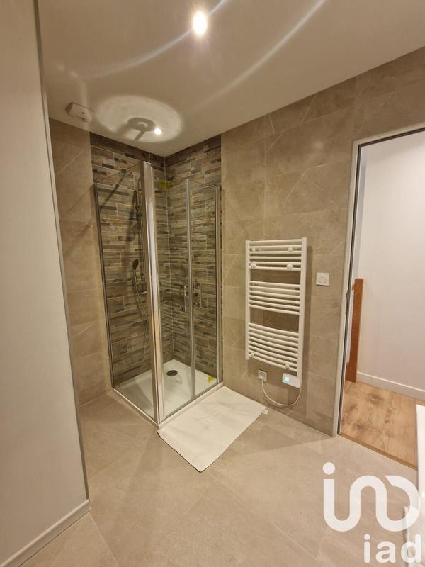 Maison - 153 m² - 9 pièces