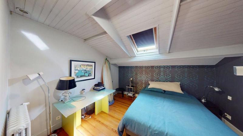 Maison - 208 m² - 6 pièces