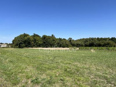 Terrain constructible - 757 m²