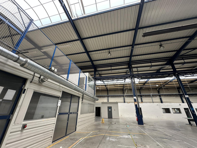 Local commercial - 2 000 m²