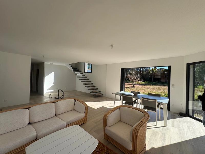 Villa - 144 m² - 6 pièces