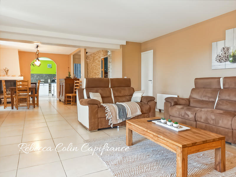 Longère - 290 m² - 12 pièces