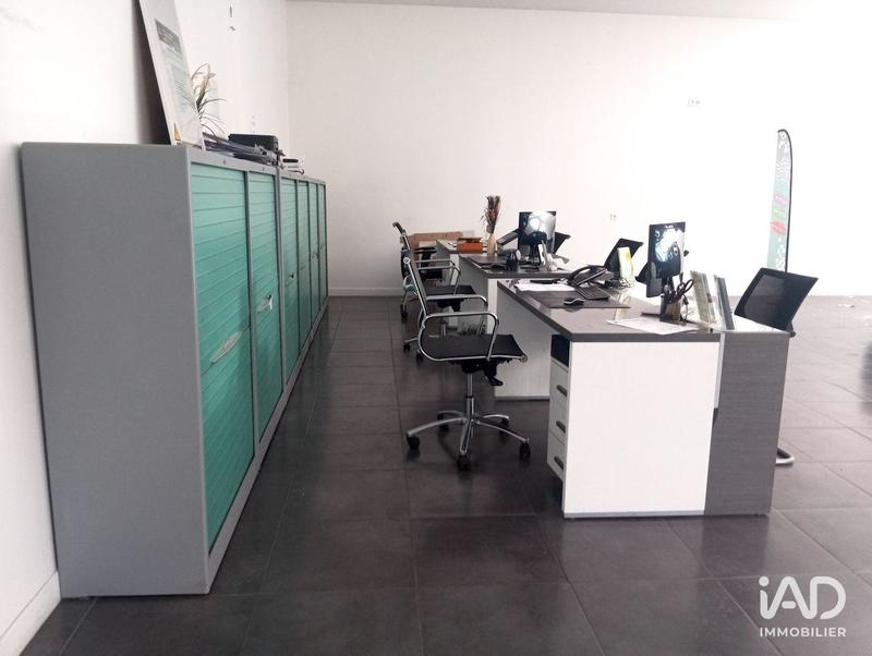 Local commercial - 335 m²