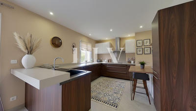 Maison contemporaine - 190 m² - 6 pièces