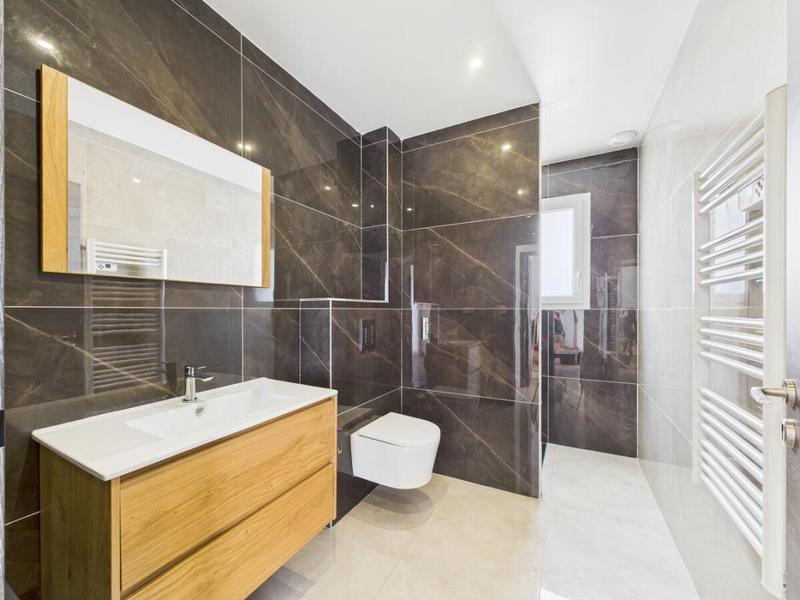 Maison - 147 m² - 6 pièces