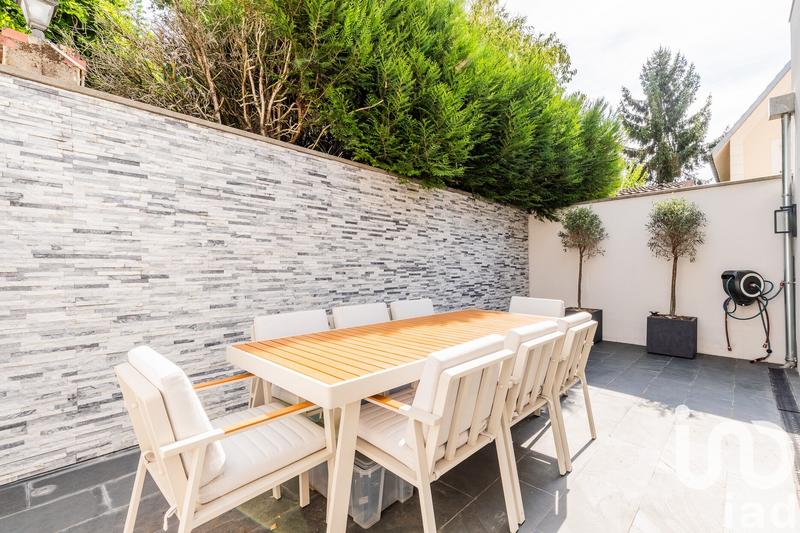 Maison - 170 m² - 5 pièces