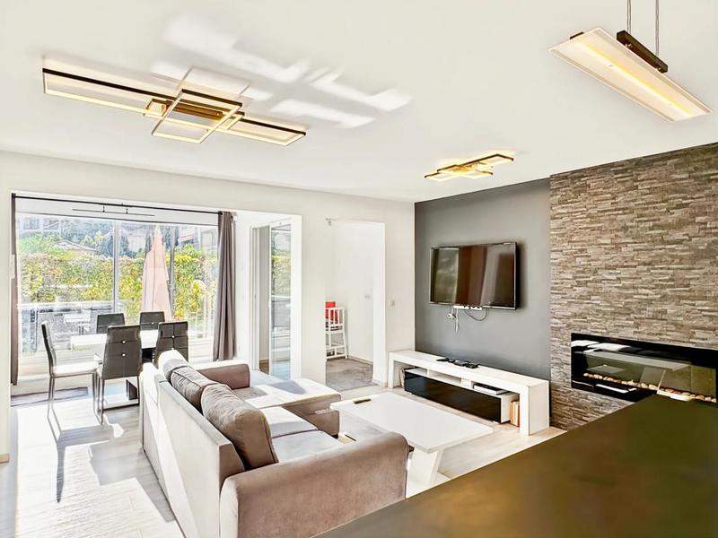 Appartement - 95 m² - 3 pièces