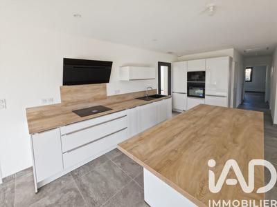 Maison - 112 m² - 5 pièces