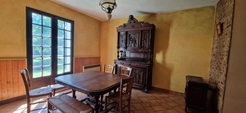 Maison - 195 m² - 7 pièces