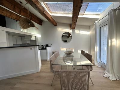 Appartement - 101 m² - 4 pièces