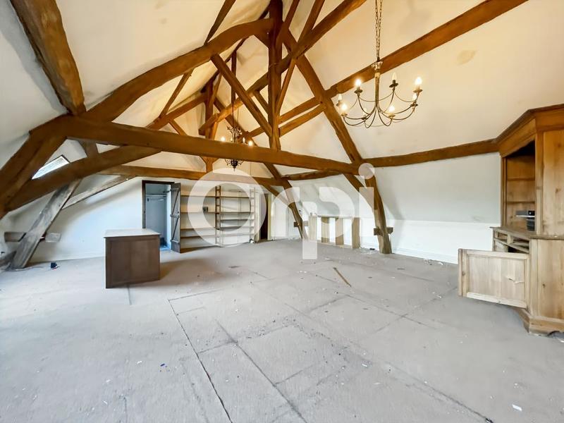 Maison - 300 m² - 8 pièces