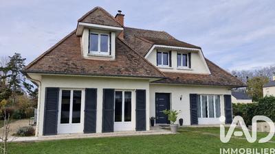 Maison - 182 m² - 7 pièces