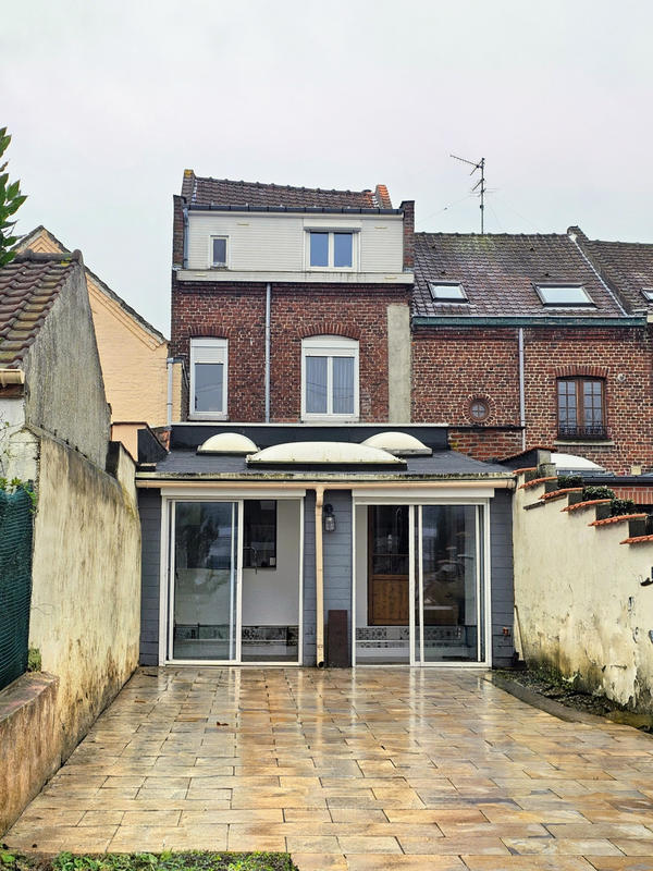 Maison - 140 m² - 4 pièces