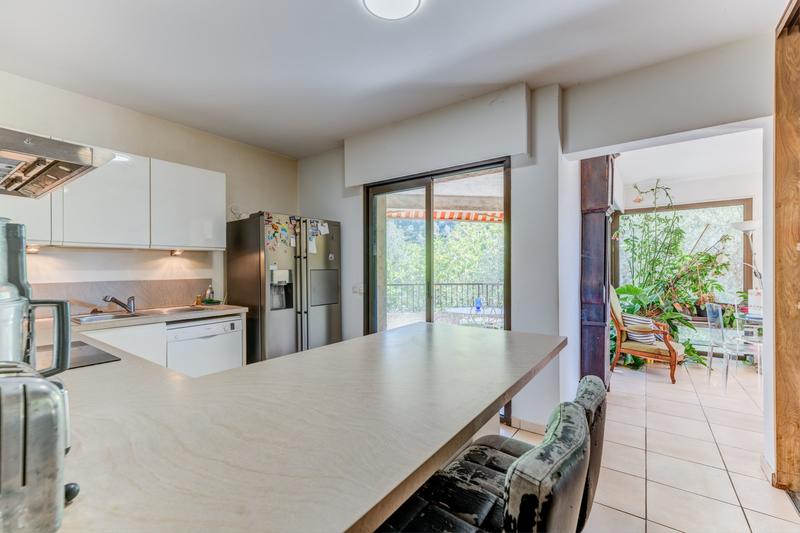 Maison - 276 m² - 5 pièces