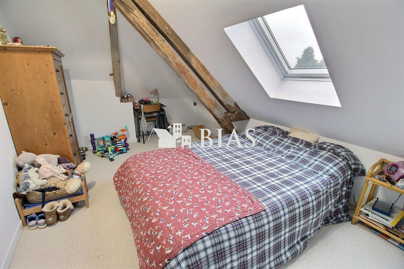 Maison - 170 m² - 9 pièces