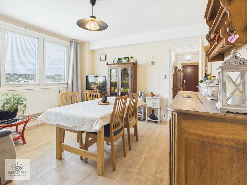 Appartement - 64 m² - 3 pièces