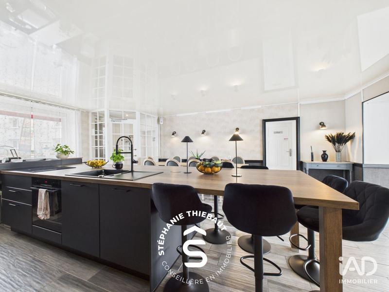 Local commercial - 407 m²