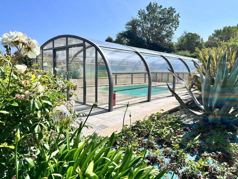 Maison - 261 m² - 10 pièces