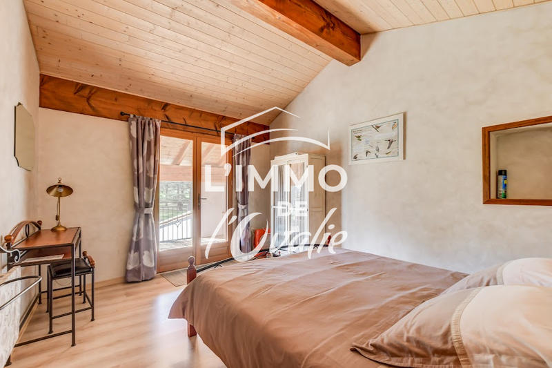 Maison - 394 m² - 16 pièces