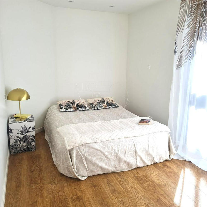 Appartement - 87 m² - 5 pièces