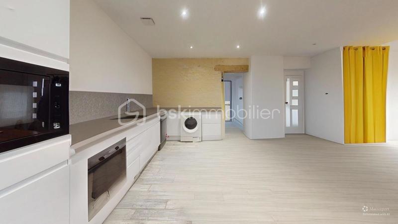 Maison de bourg - 81 m² - 4 pièces