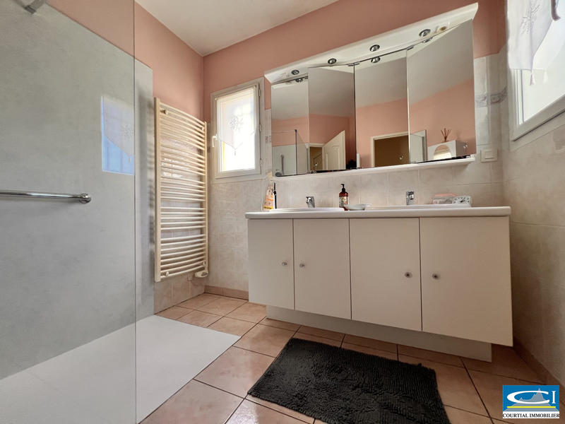 Villa - 163 m² - 6 pièces