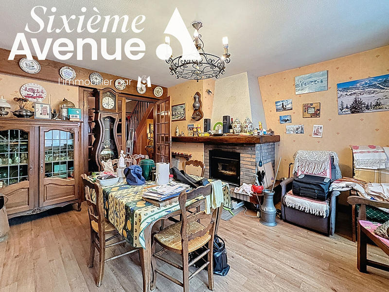 Maison - 95 m² - 4 pièces