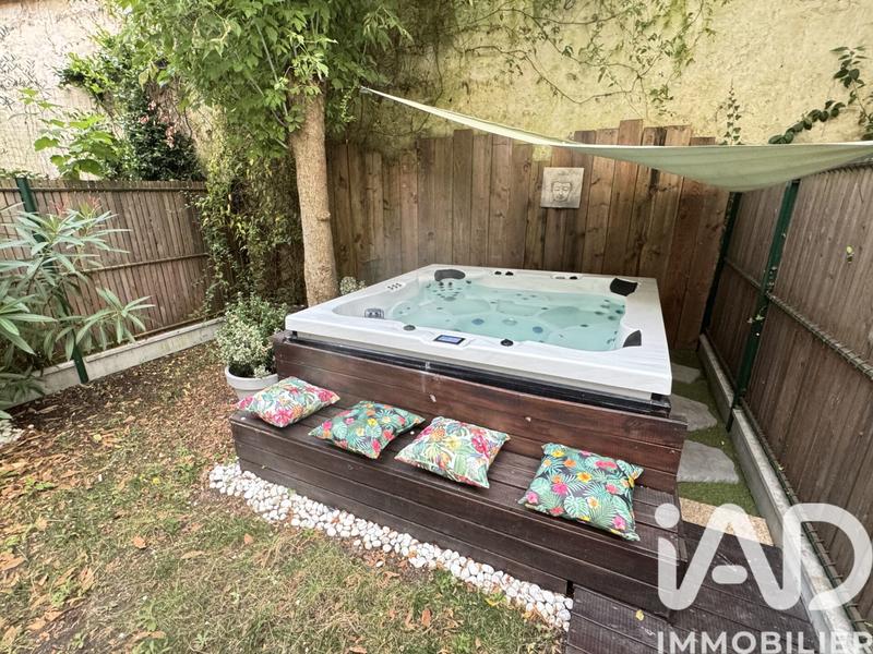 Maison - 91 m² - 4 pièces