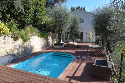 Maison - 183 m² - 5 pièces