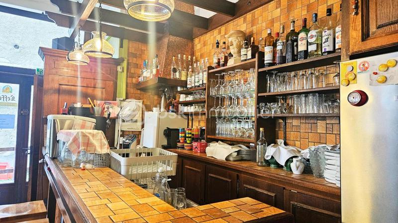 Bureau - 147 m² - 10 pièces