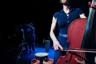 Julie Läderach &amp; Noëlle Miral