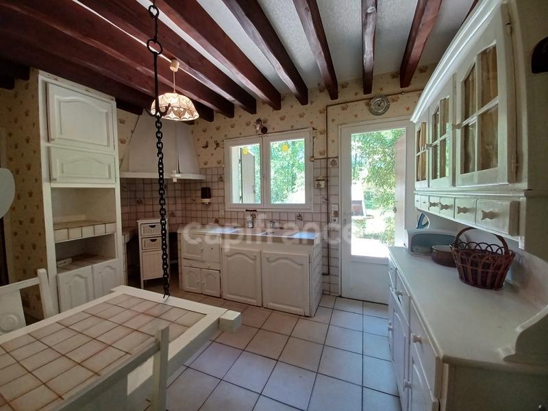 Maison - 214 m² - 7 pièces