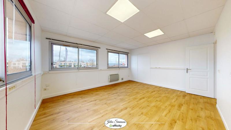 Bureau - 58 m² - 4 pièces