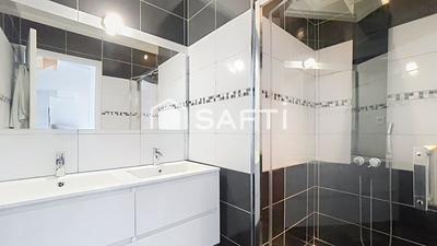 Maison de ville - 95 m² - 5 pièces