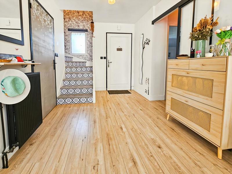 Maison - 98 m² - 6 pièces