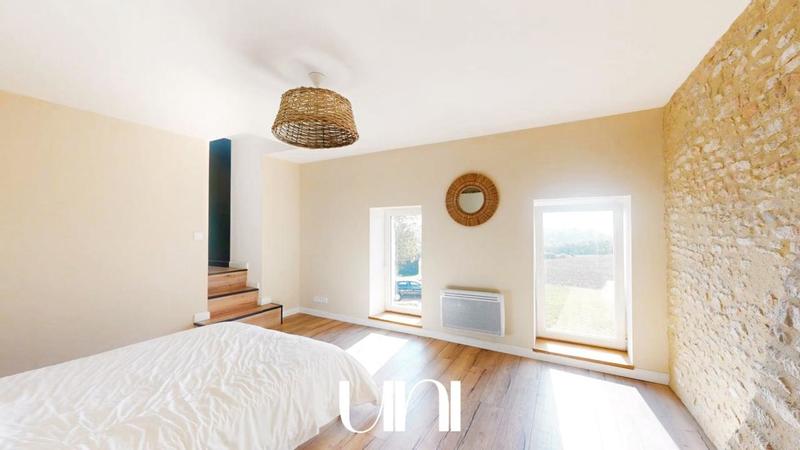 Maison - 167 m² - 7 pièces