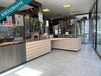 Local commercial - 189 m² - 5 pièces