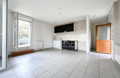 Maison - 98 m² - 6 pièces