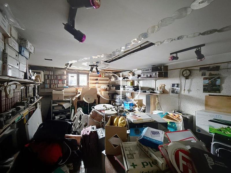 Maison - 95 m² - 5 pièces