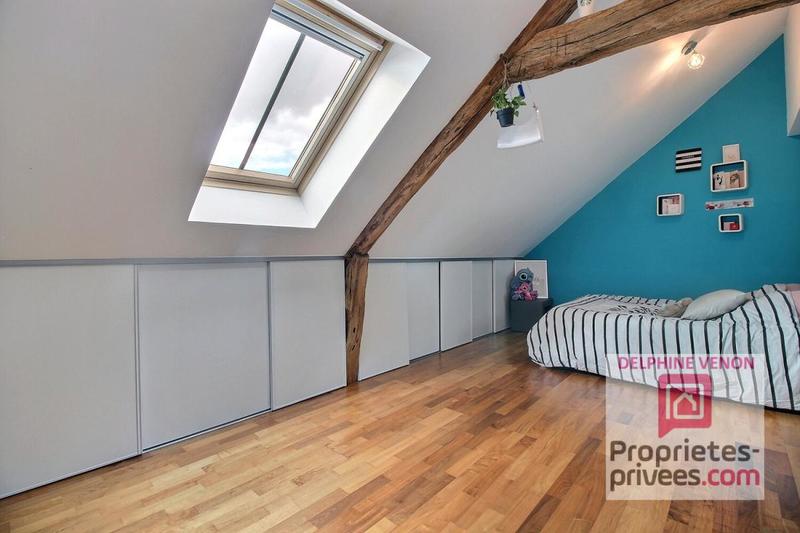 Maison - 240 m² - 6 pièces