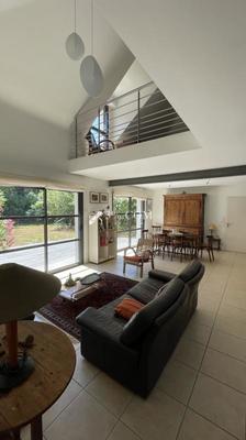 Maison - 135 m² - 5 pièces