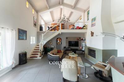 Villa - 168 m² - 4 pièces