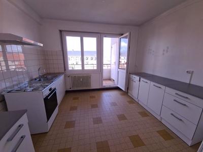 Appartement - 102 m² - 4 pièces