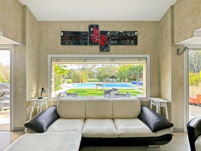 Maison - 175 m² - 5 pièces