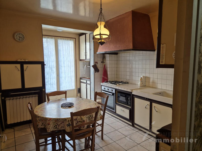 Maison - 103 m² - 7 pièces