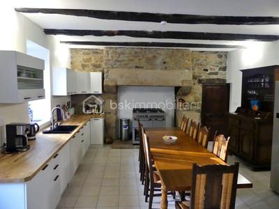 Longère - 261 m² - 14 pièces