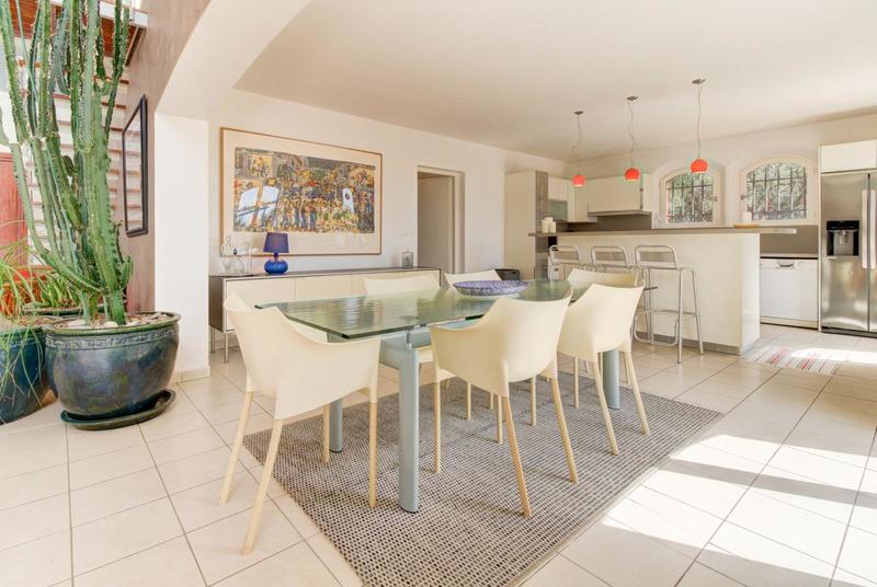 Villa - 230 m² - 8 pièces