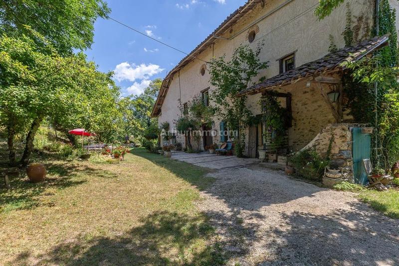 Viager - Maison - 185 m² - 7 pièces