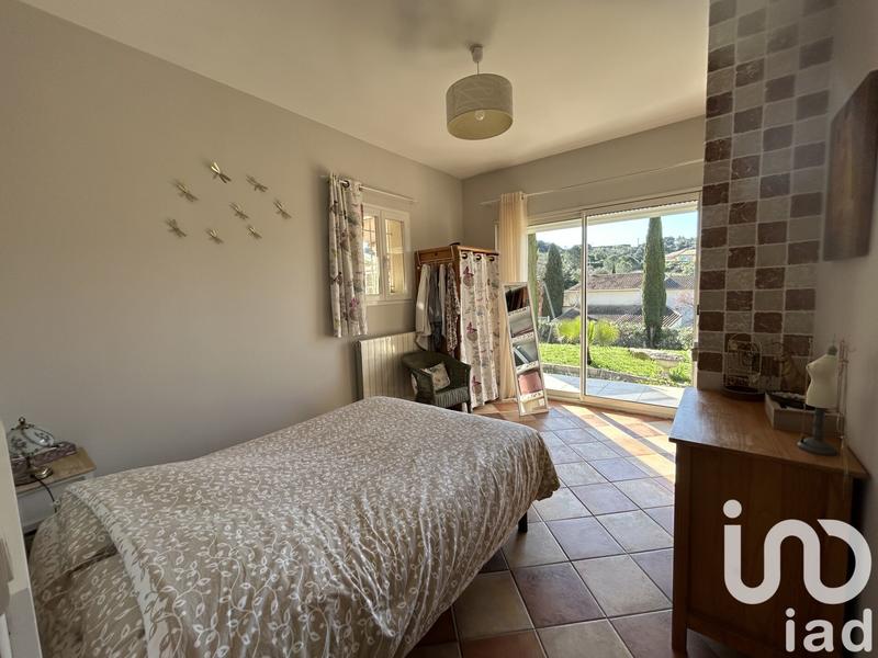 Maison - 205 m² - 7 pièces